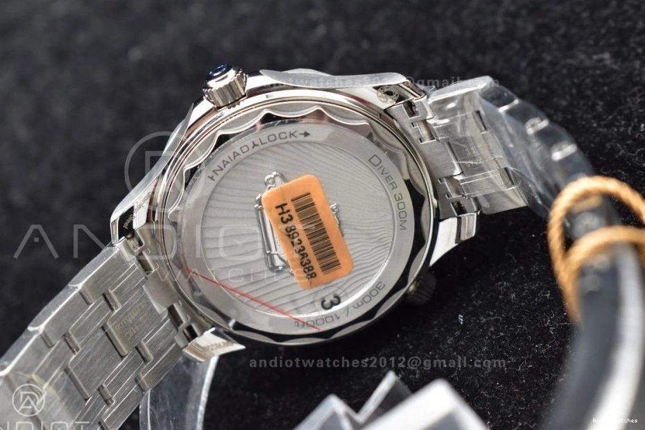 On ModernLook 1:1 300M Black Diver Dial Bracelet A Edition Ceramic SS 1082 Seamaster VSF Black Best 0311